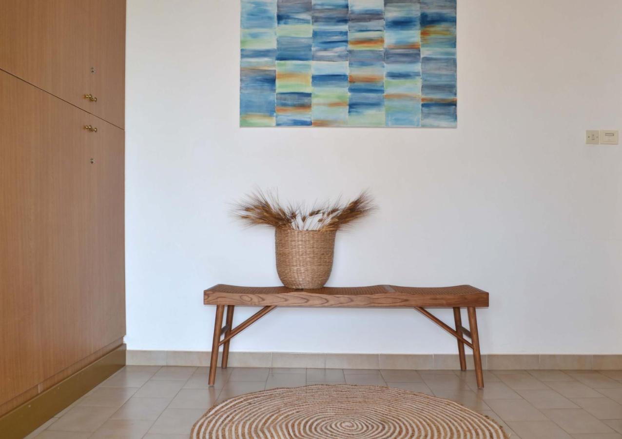 Villa Yiotevi Poros Town ภายนอก รูปภาพ